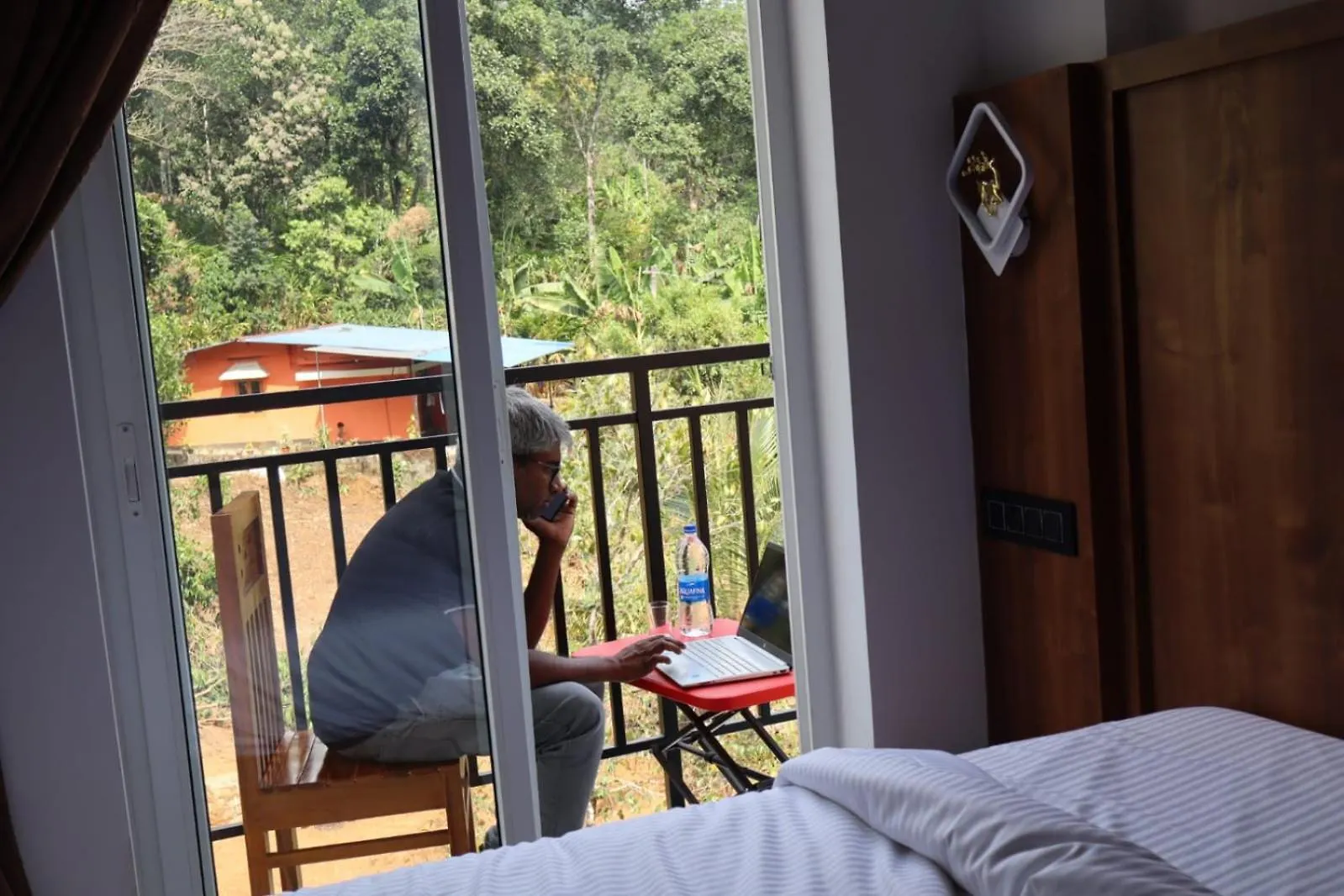 Rhythm Stays Munnar Hotel