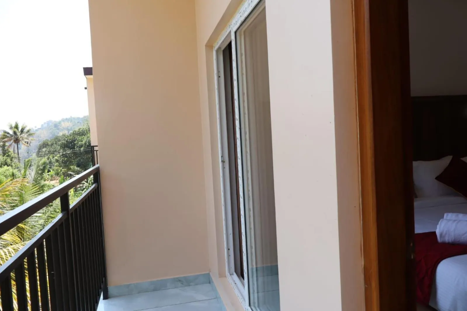 Rhythm Stays Munnar Hotel