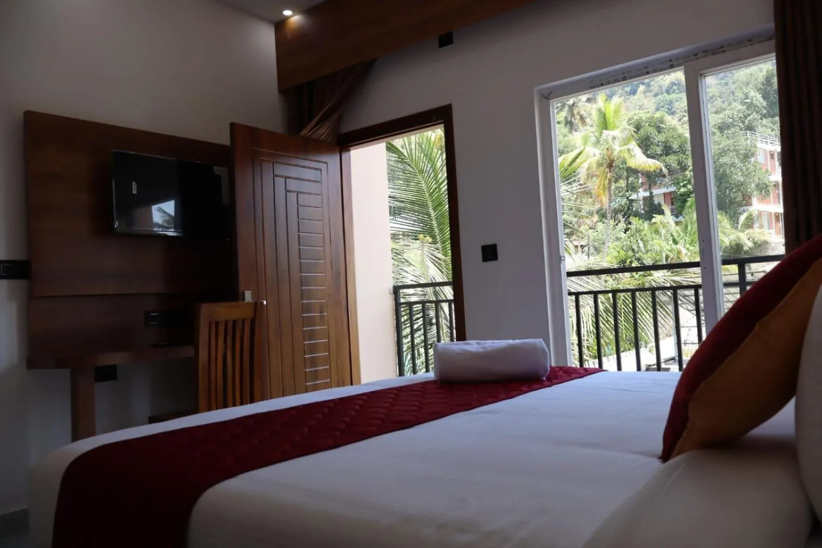 Rhythm Stays Munnar