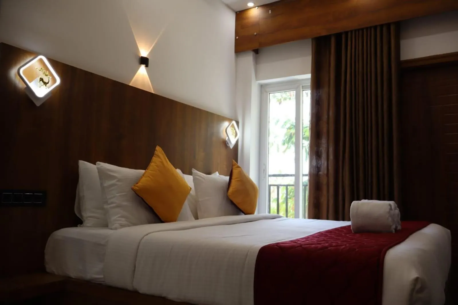 Hotel Rhythm Stays Munnar