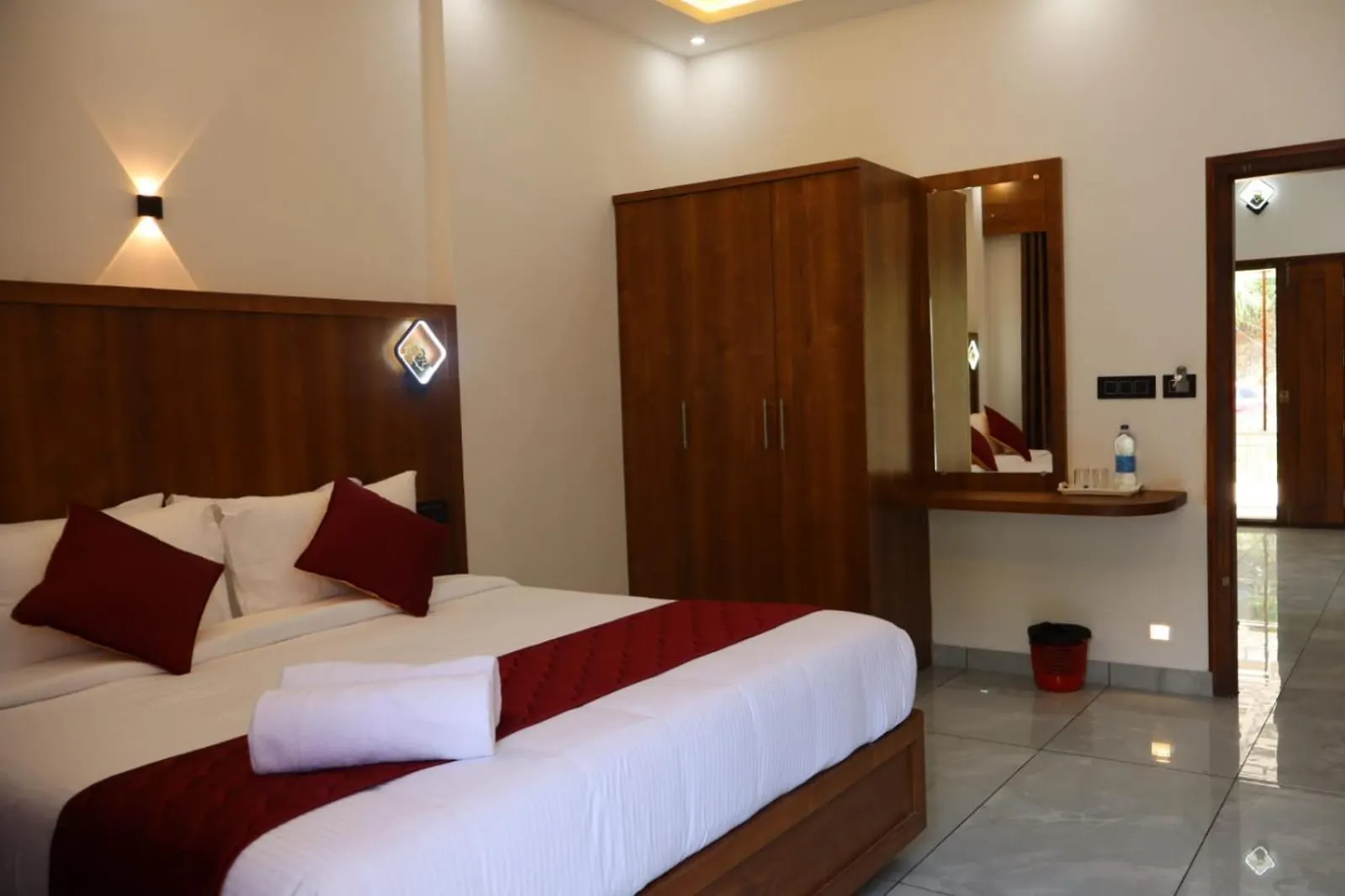 Rhythm Stays Munnar Hotel