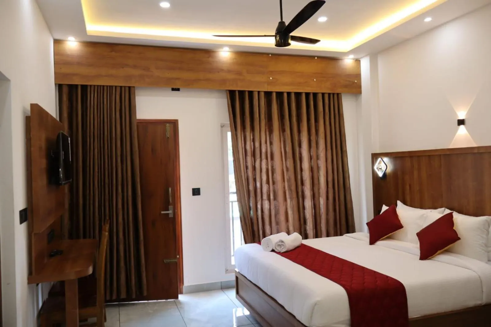 Rhythm Stays Munnar