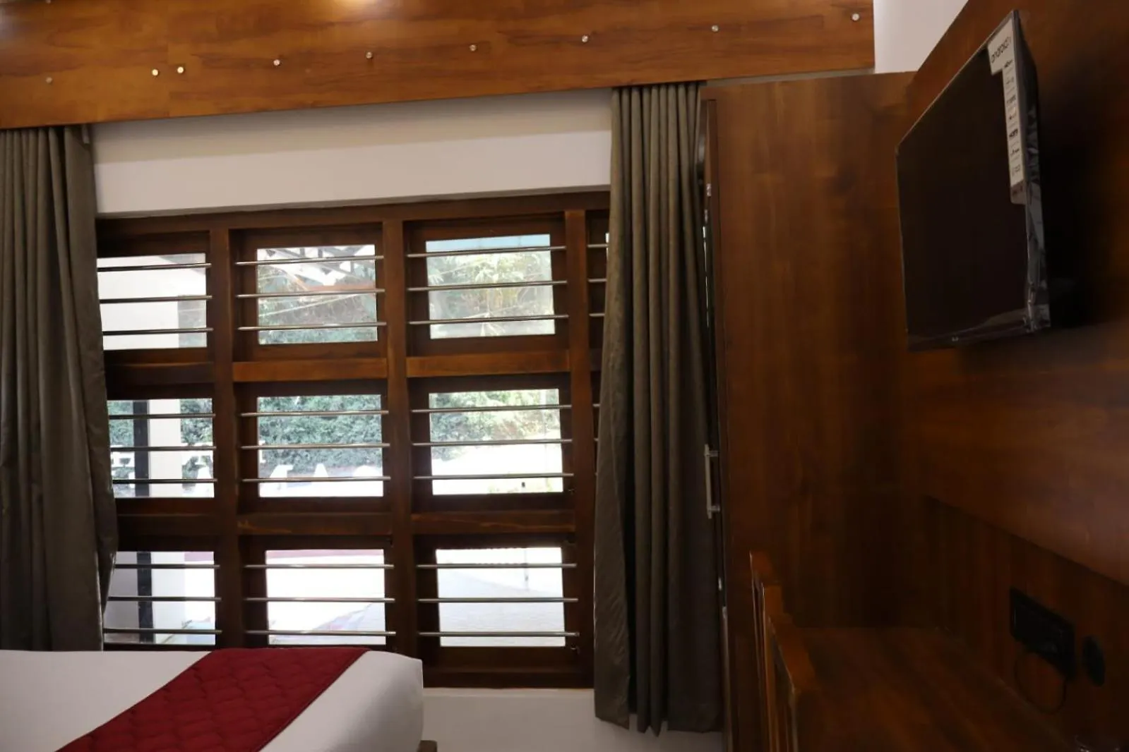 Rhythm Stays Munnar Hotel