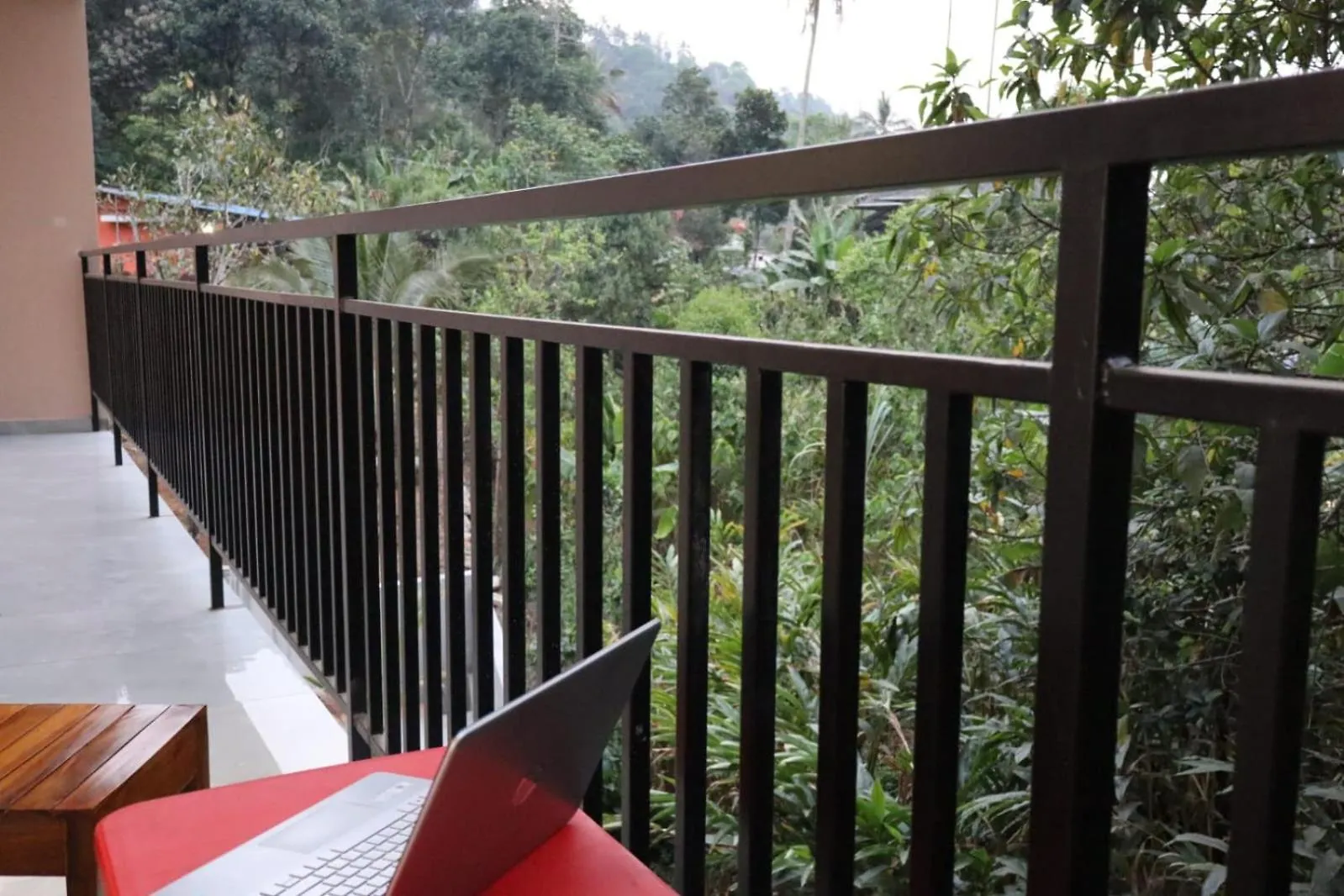 Hotel Rhythm Stays Munnar India